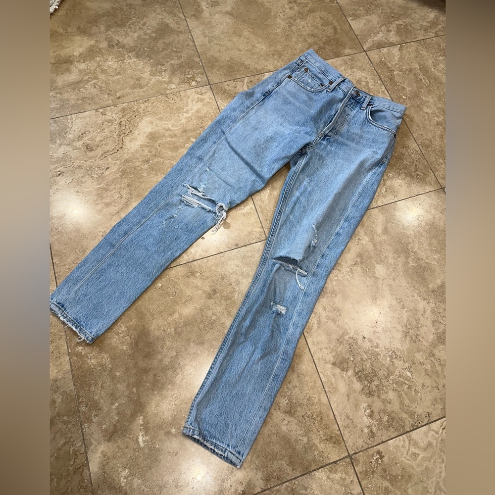 AGOLDE light wash straight leg jeans